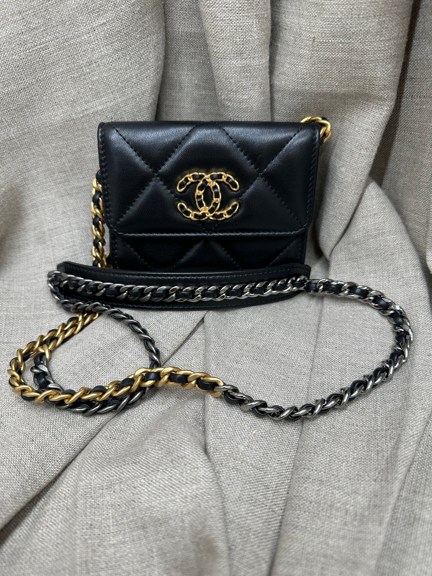 Chanel 19 Coin Flap crossbody