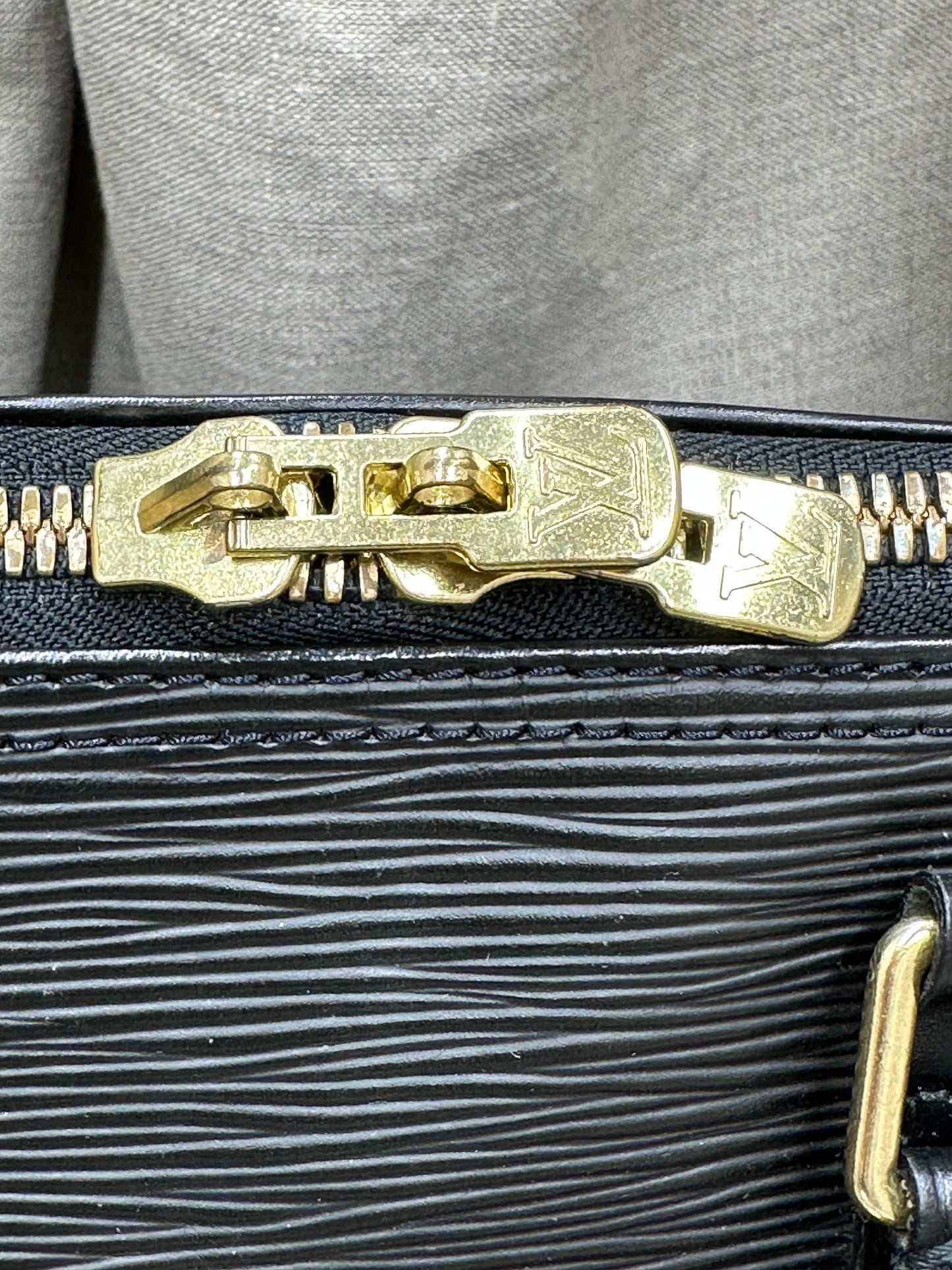 Louis Vuitton Keepall EPI 50
