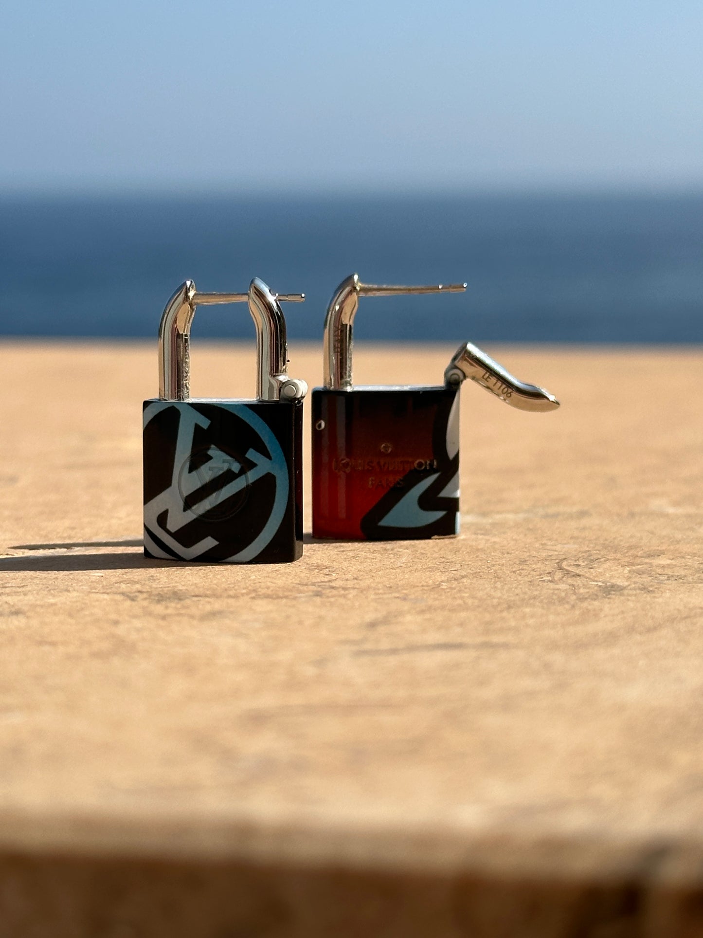 Louis Vuitton Padlock örhängen