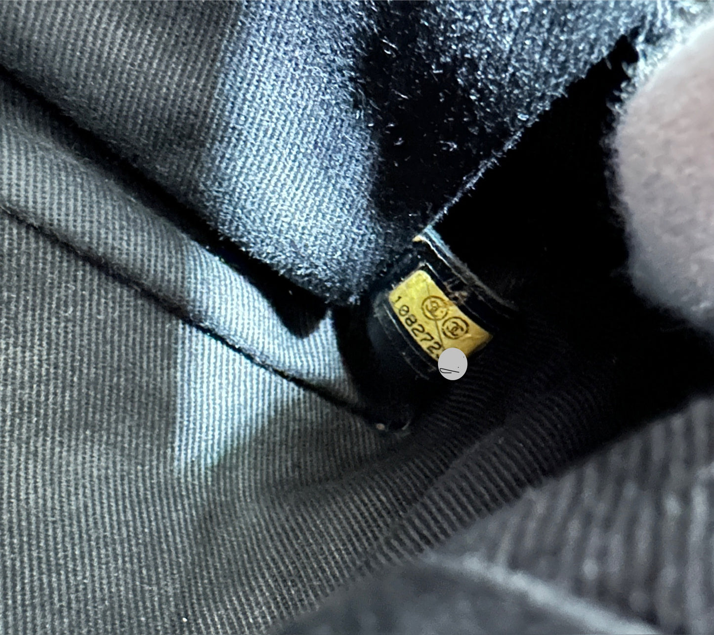 Chanel tote on chain