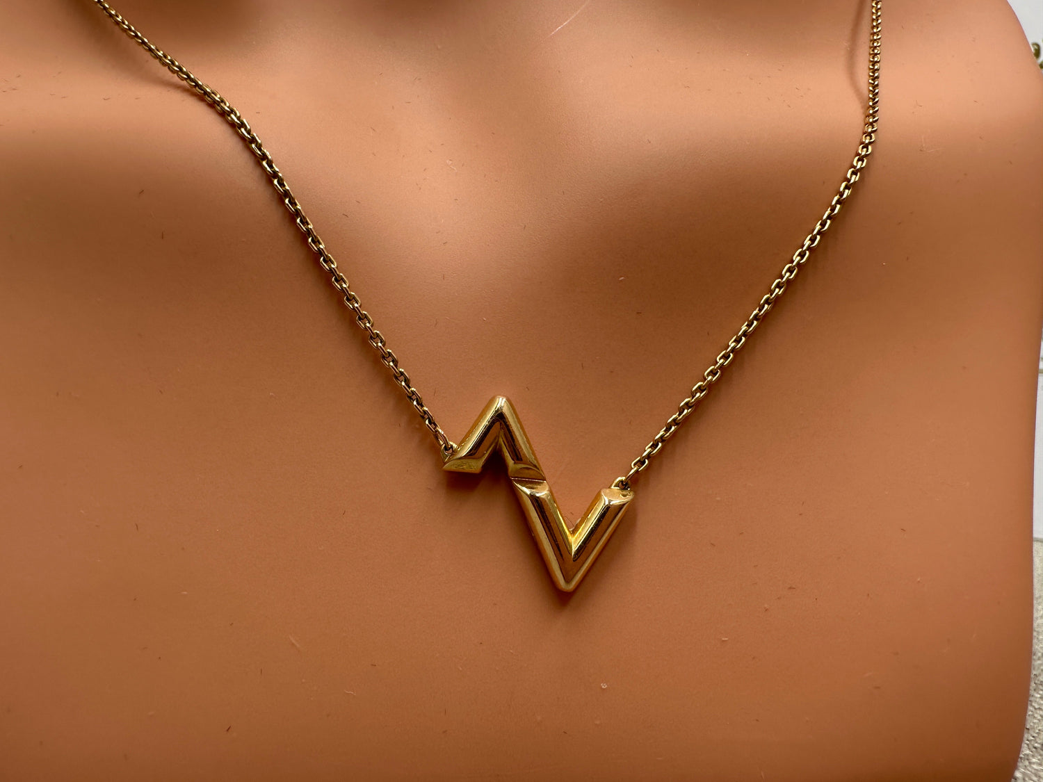 Halsband
