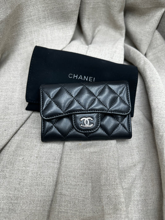 Chanel Porte-cartes à rabat classique