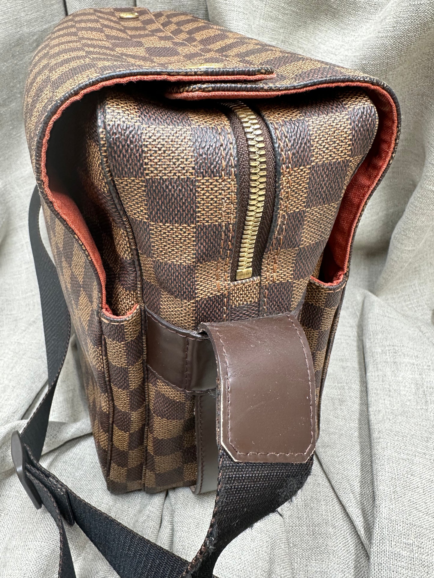 Louis Vuitton Naviglio - unisex