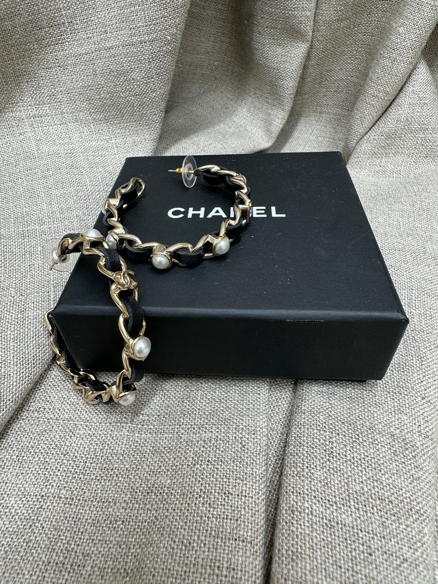 Chanel örhängen Hoop