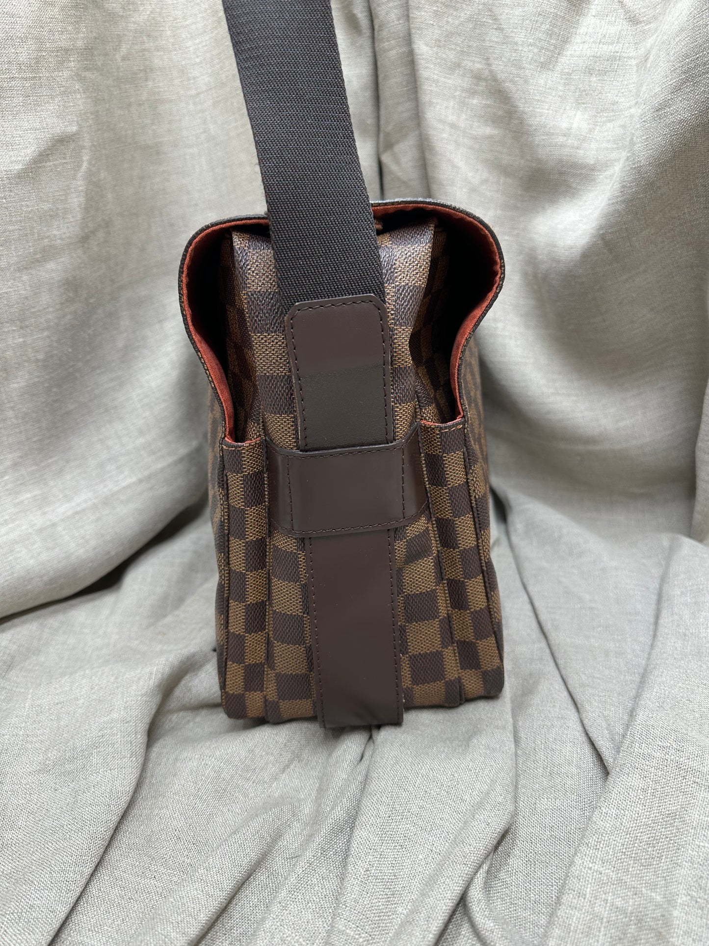 Louis Vuitton Naviglio - unisex