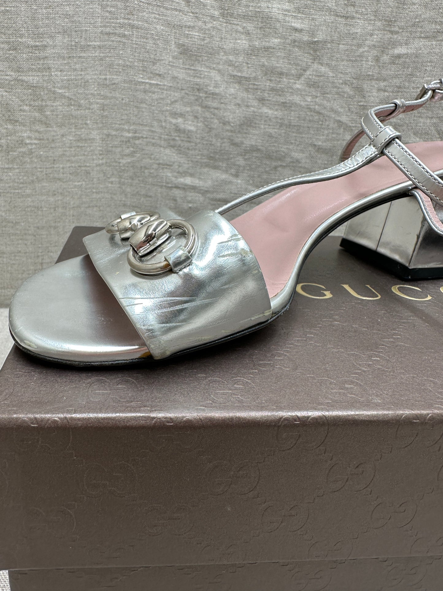 Gucci sandal silver