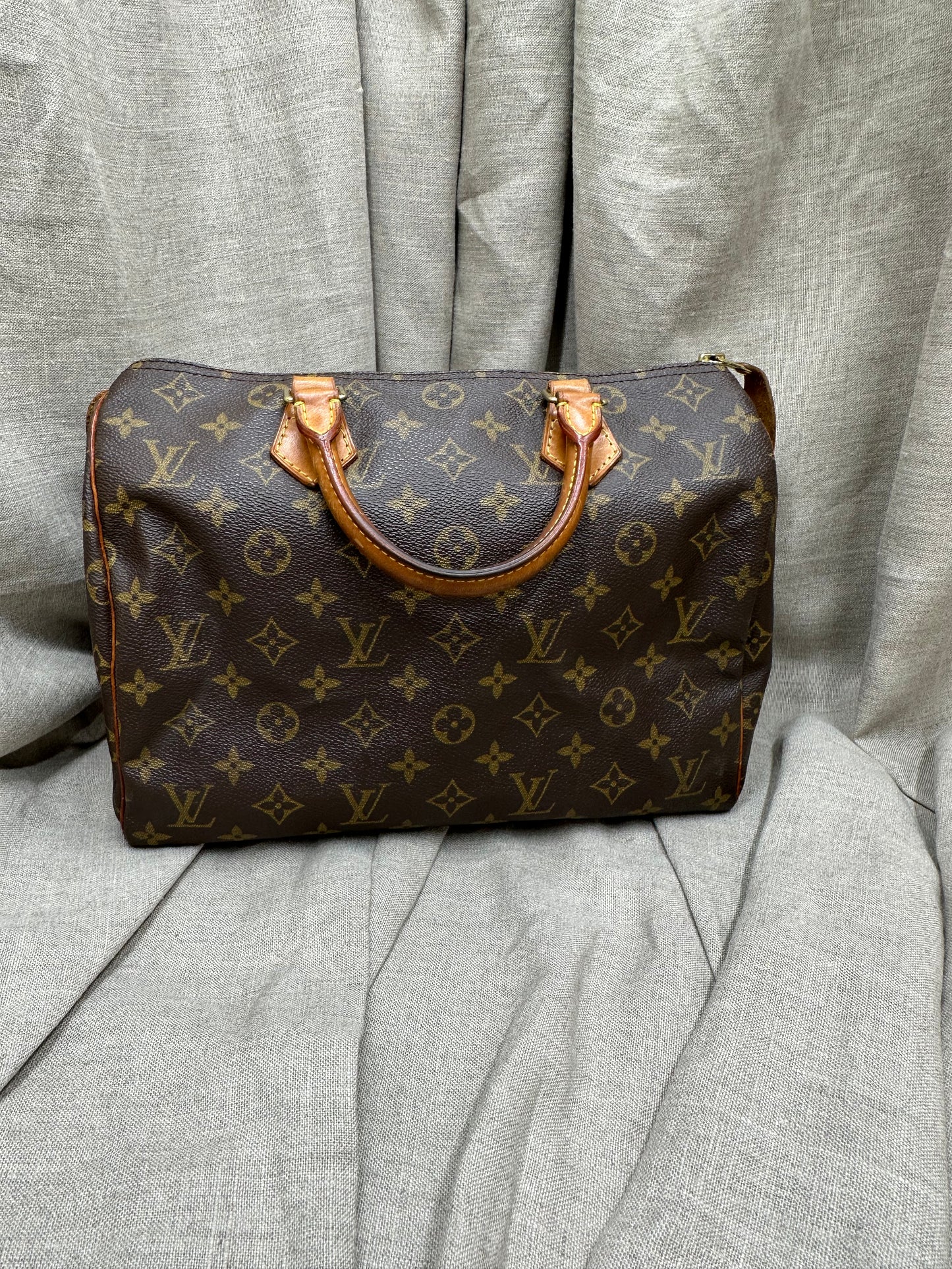 Louis Vuitton Speedy 30 monogram