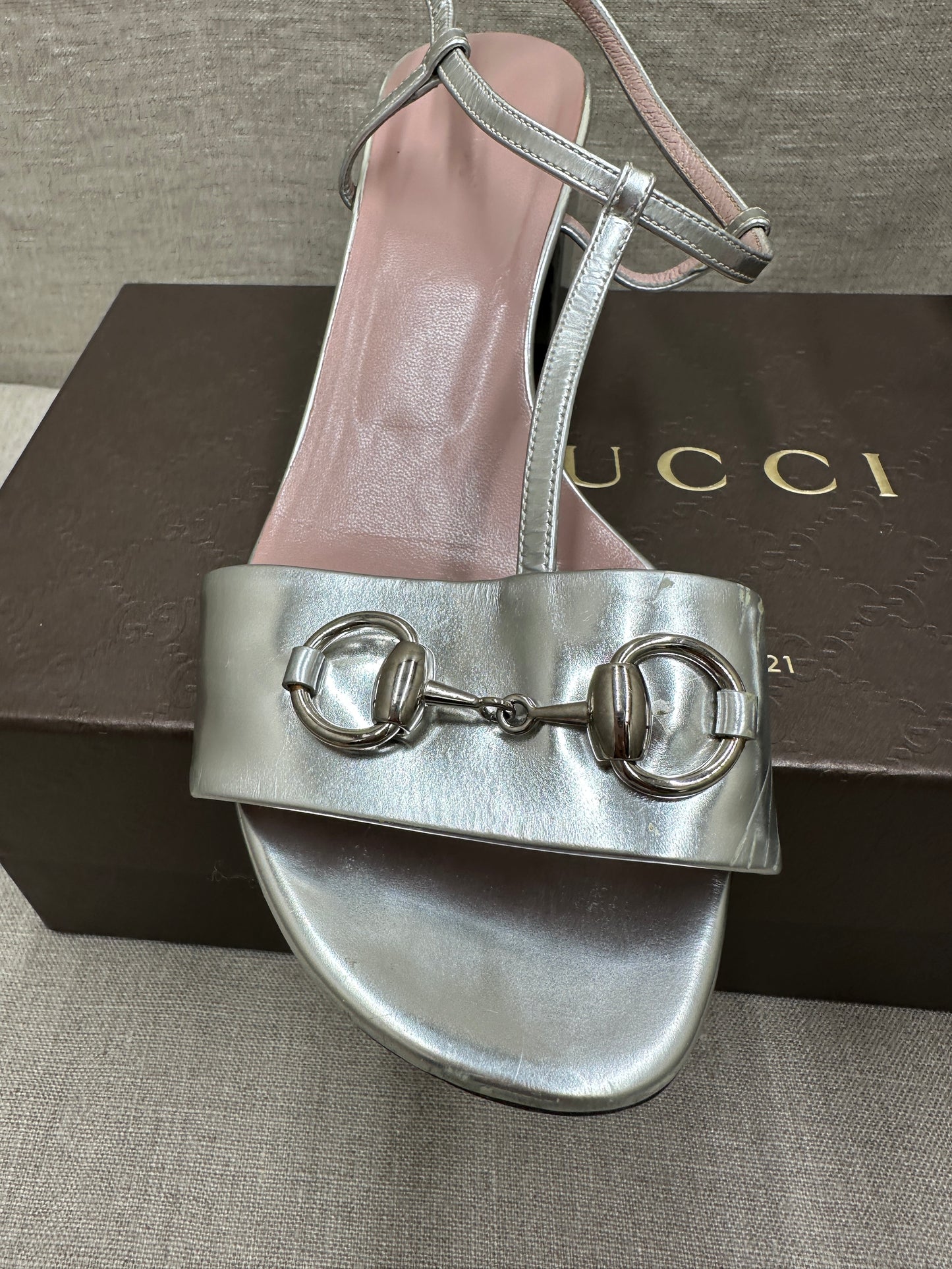 Gucci sandal silver