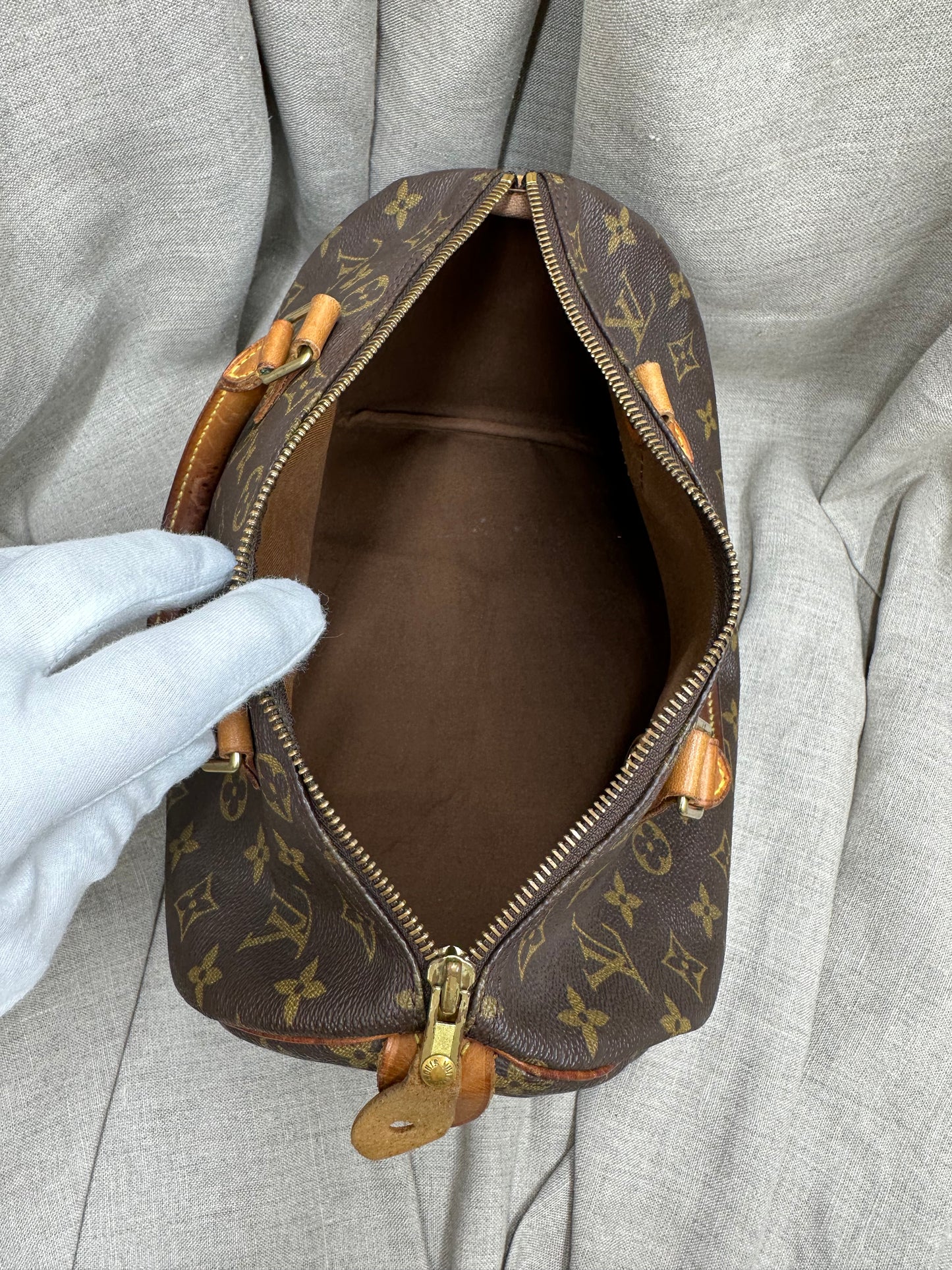 Louis Vuitton Speedy 30 monogram