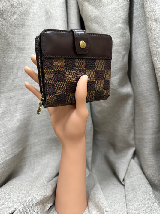 Louis Vuitton Compact Zip wallet