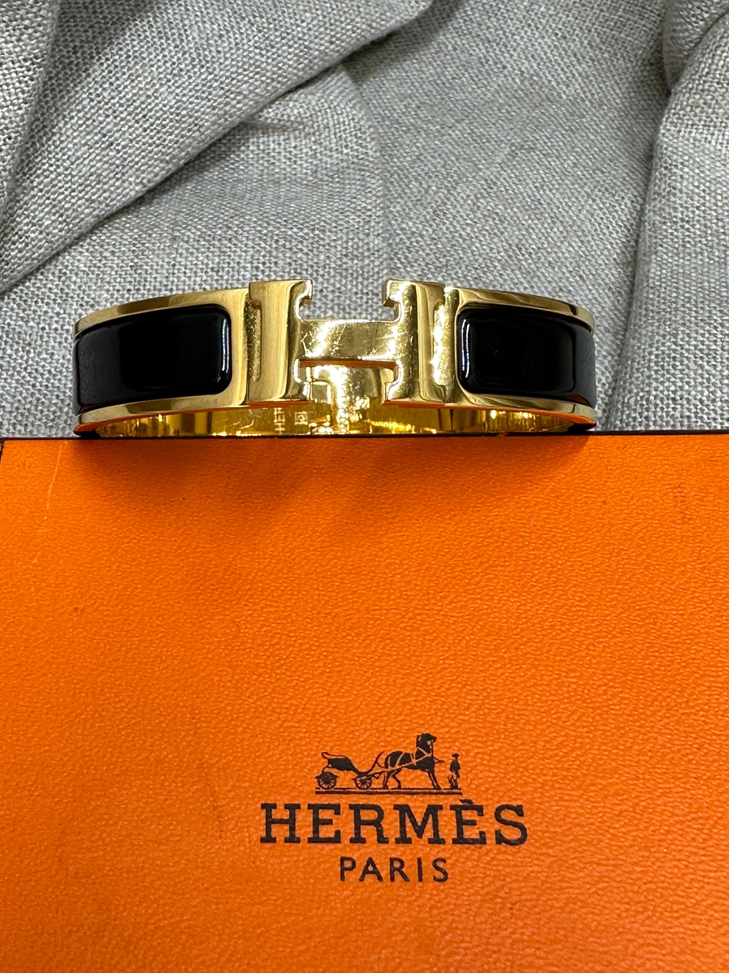 Hermès Clic H armband svart/guld